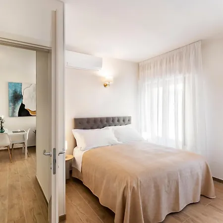 Апартаменты Gli Archi 2 *